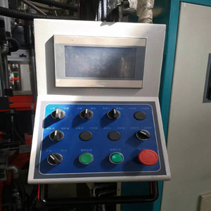 LBZ-160A rubber injection moulding machine 