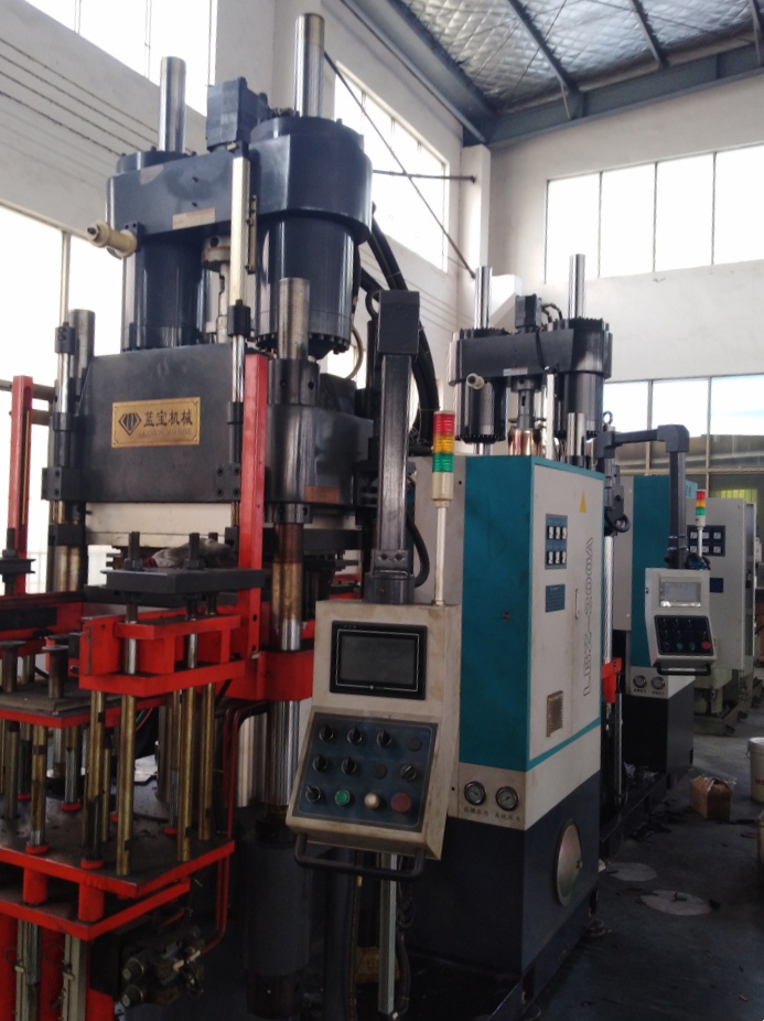 Full Automatic Vertical Rubber Injection Molding Machine