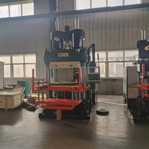 LBZ-400A rubber injection moulding machine