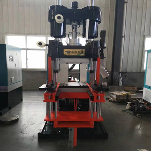 google LBZ-100A rubber injection machine-5.jpg